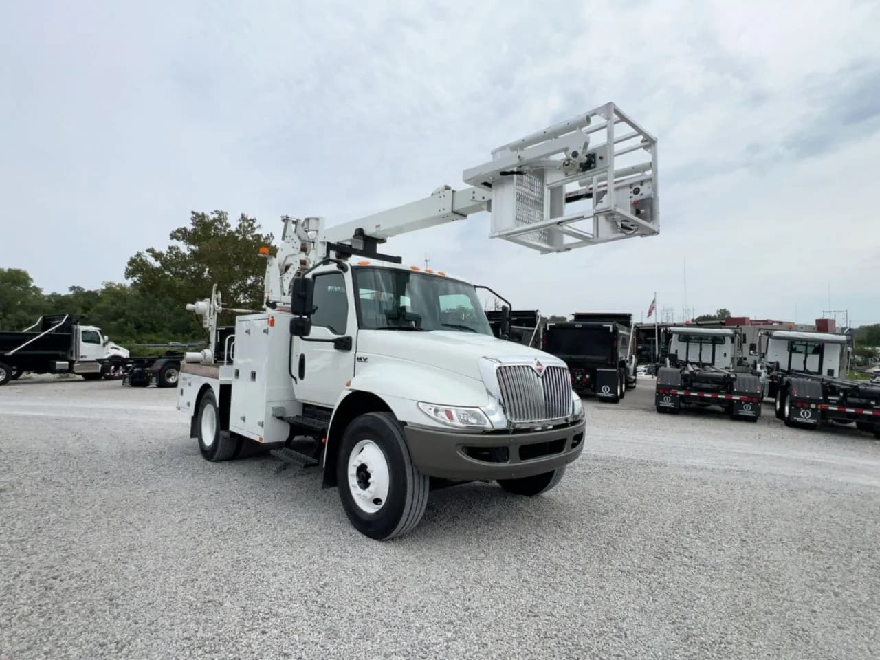 2023 International MV607 - Pickup