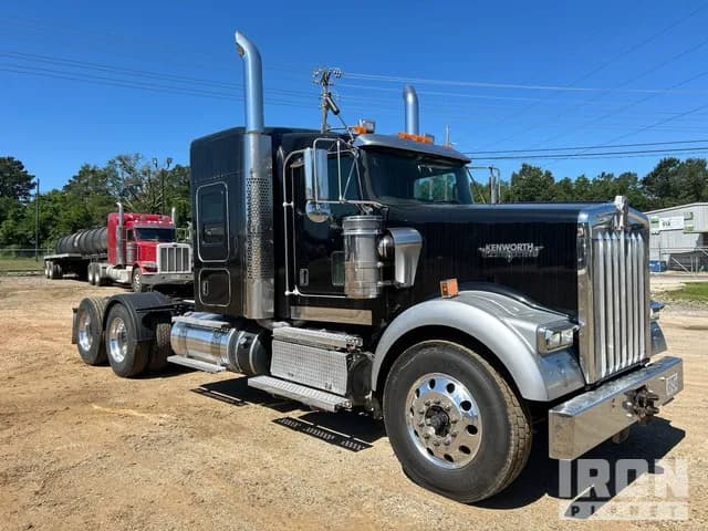 2018 Kenworth W900 - Sleeper
