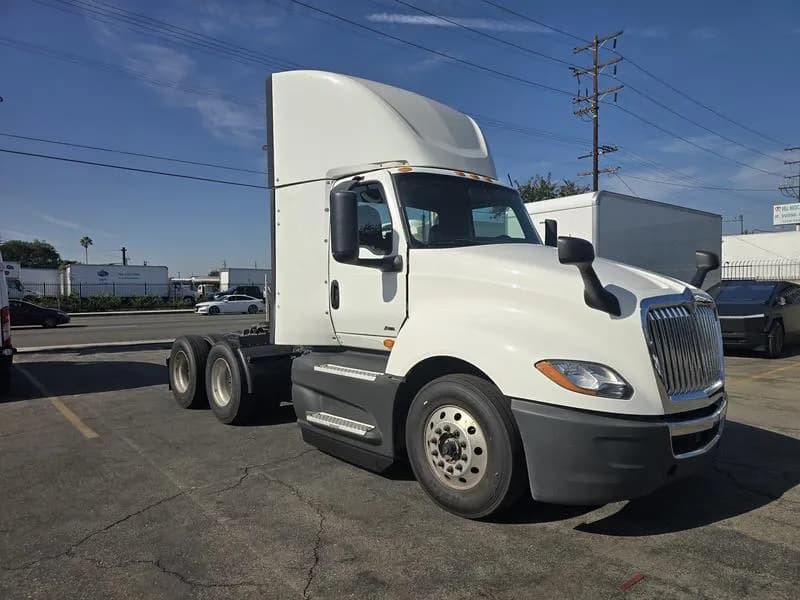 2021 International LT625 - Day Cab