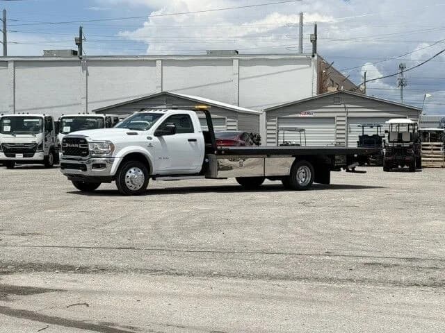 2024 Ram 5500 SLT - Tow