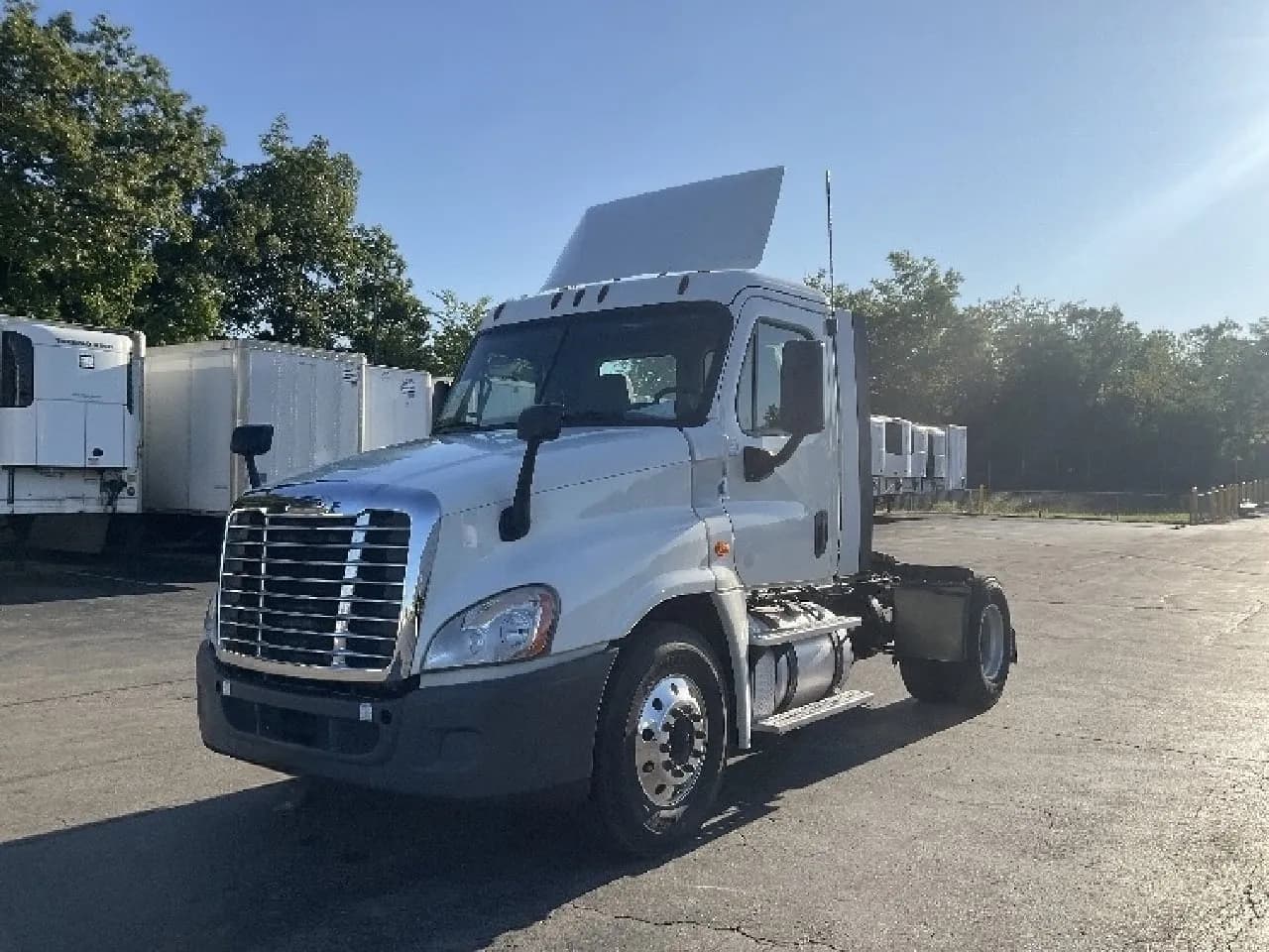 2019 Freightliner Cascadia - Day Cab