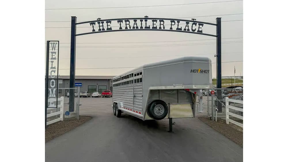 2027 Trails West West Hotshot GN 24' Livestock Trails 7' Tall x 7'6" wide - GN Access Door