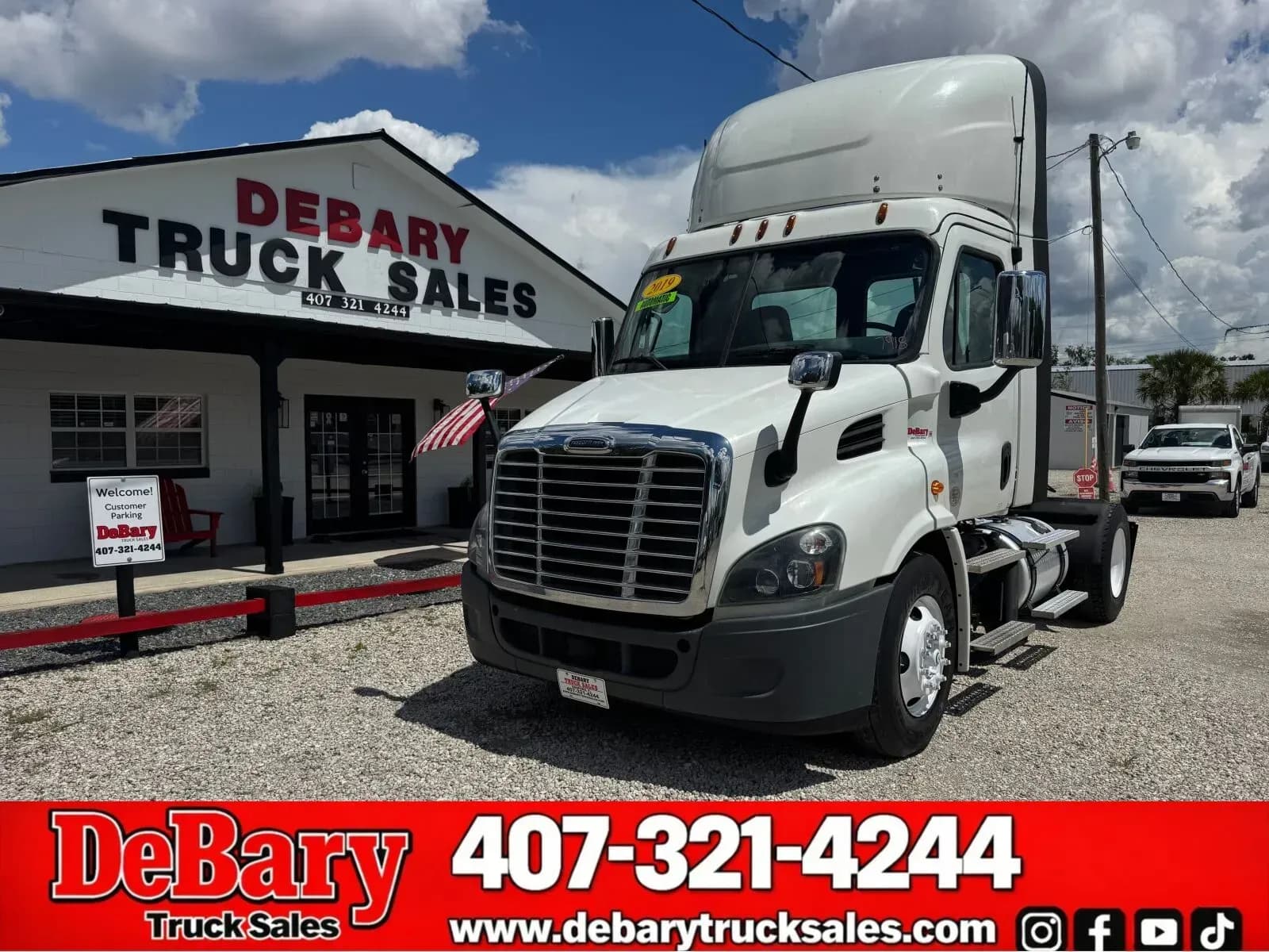 2019 Freightliner Cascadia - Day Cab