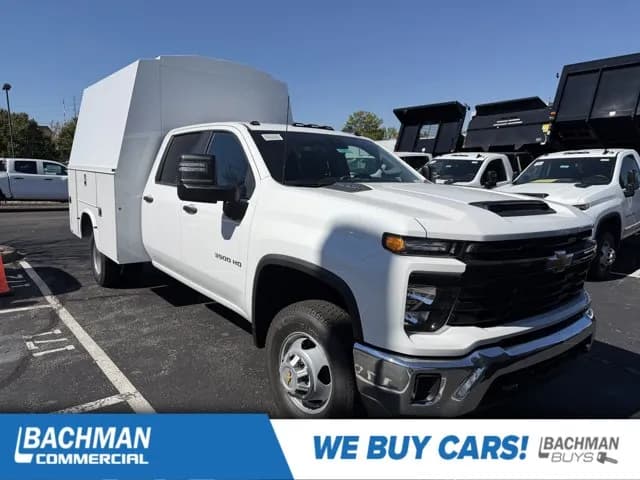 2026 Chevrolet Silverado 3500 Crew Cab - Chassis