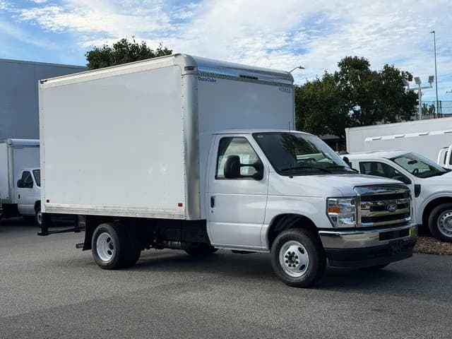 2027 Ford E-350 - Box