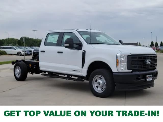 2027 Ford F-350 Crew Cab - Chassis