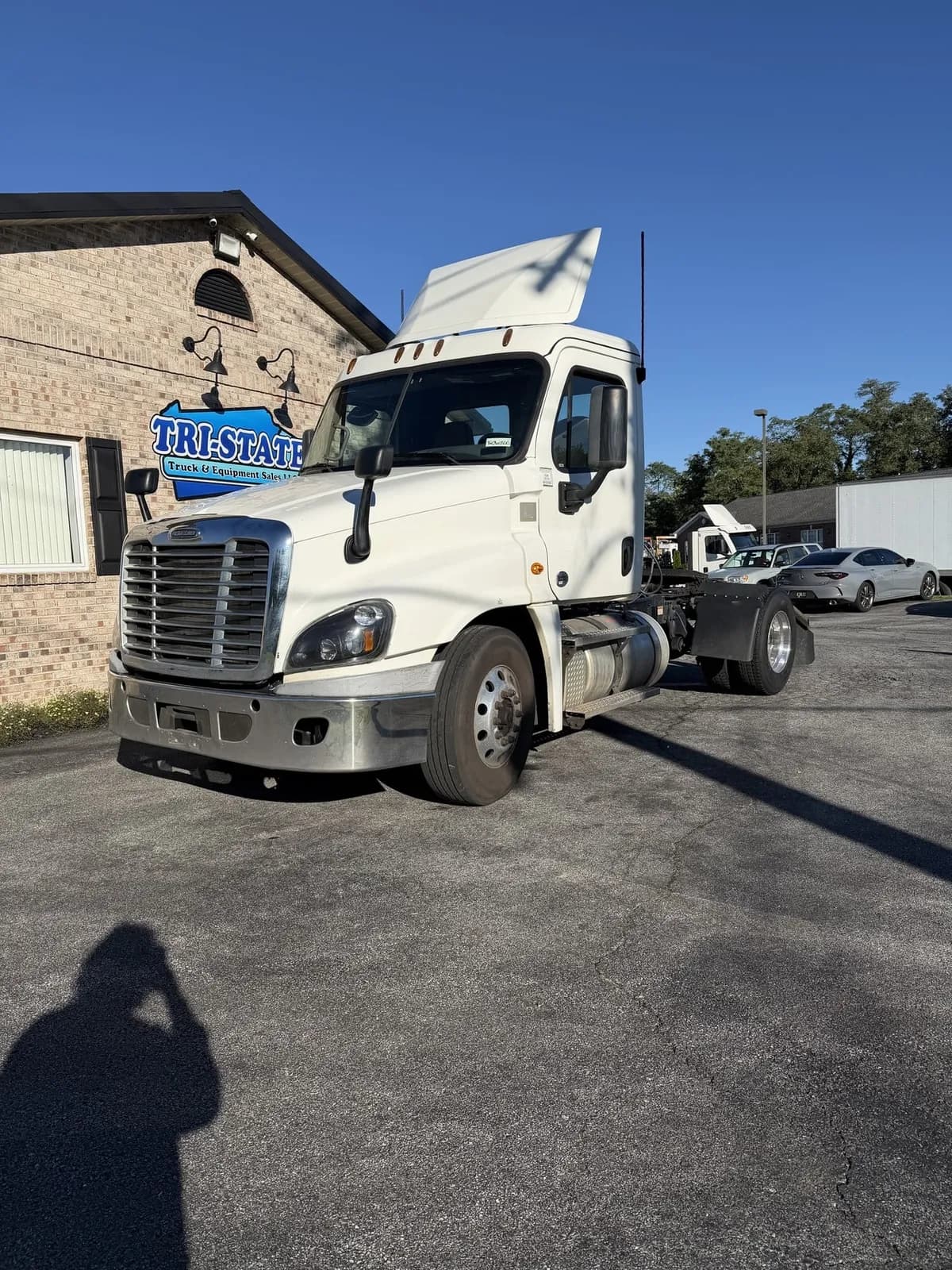 2020 Freightliner Cascadia - Day Cab