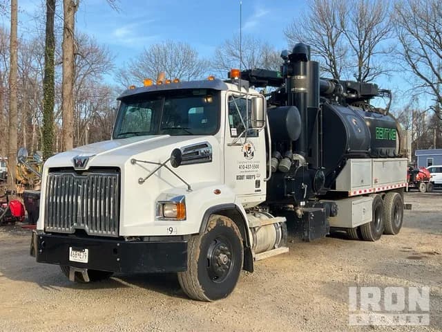 2020 Western Star 4700SB