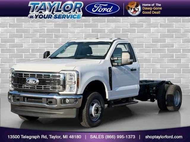 2027 Ford F-350 - Chassis