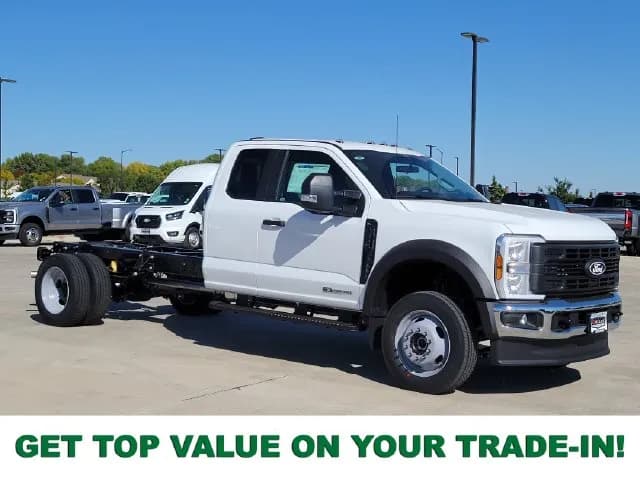 2027 Ford F-450 - Chassis