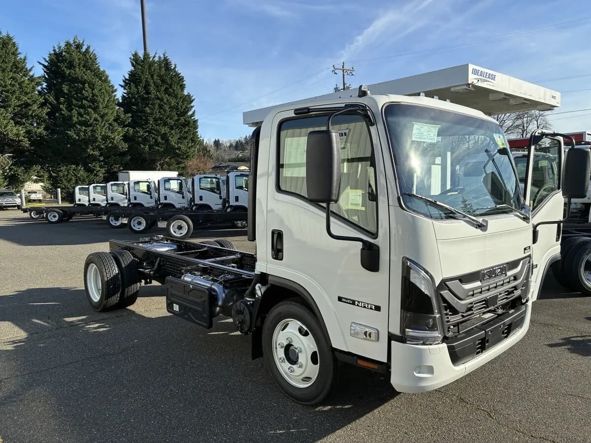 2026 Isuzu NRR - Chassis