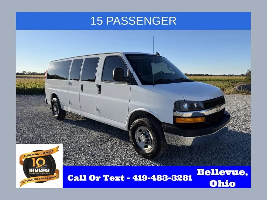 2017 Chevrolet Express 3500 - Pickup